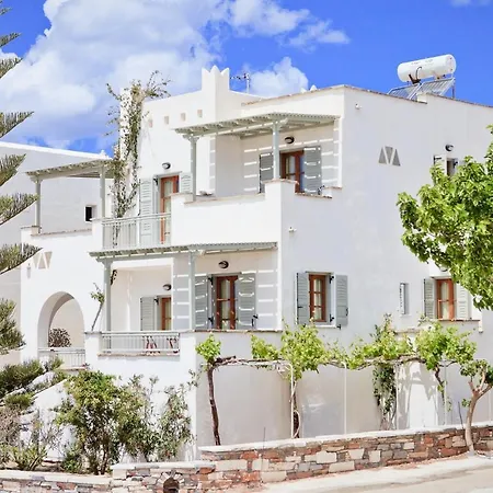 Aegean White Apartment Naxos City